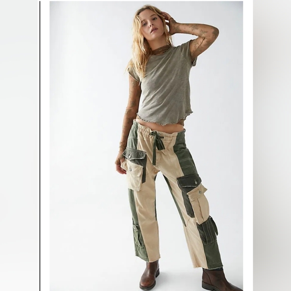 Free People Terra Utility Pant Size medium Slouchy Relaxed Fit Cropped NWOT - Picture 7 of 16